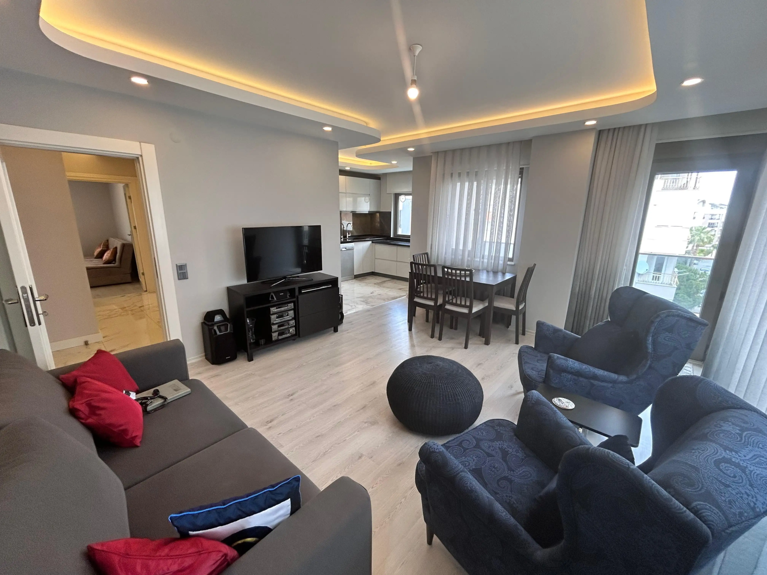 90036bcd-0986-497c-88f2-dd8b8136edf3