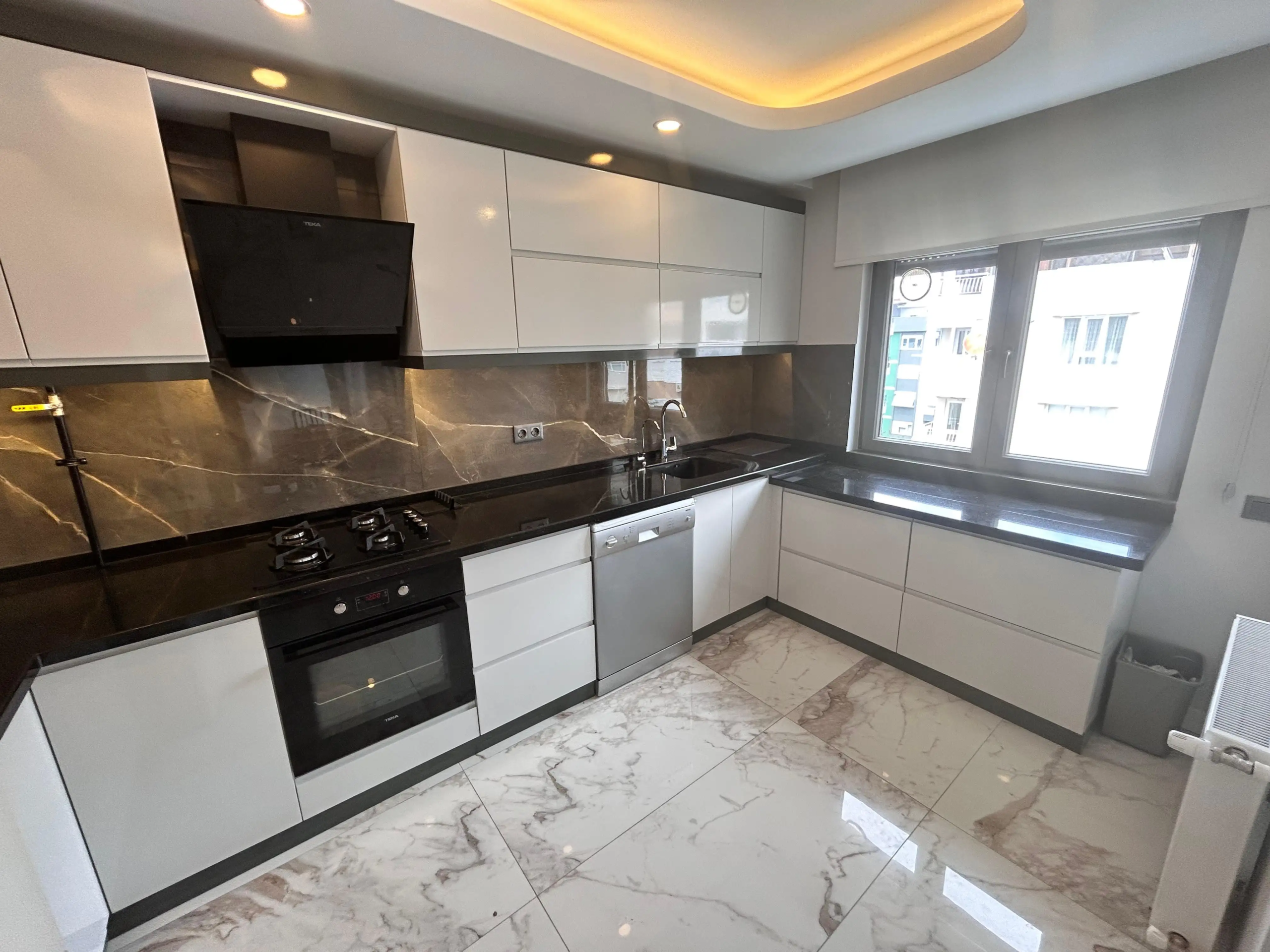 f6e29a00-13bb-4e55-963d-b1b8b0f15457